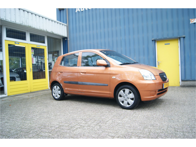 Foto 2 van Kia Picanto 1.0 LXE, Nieuwe APK!!! (bj 2004)