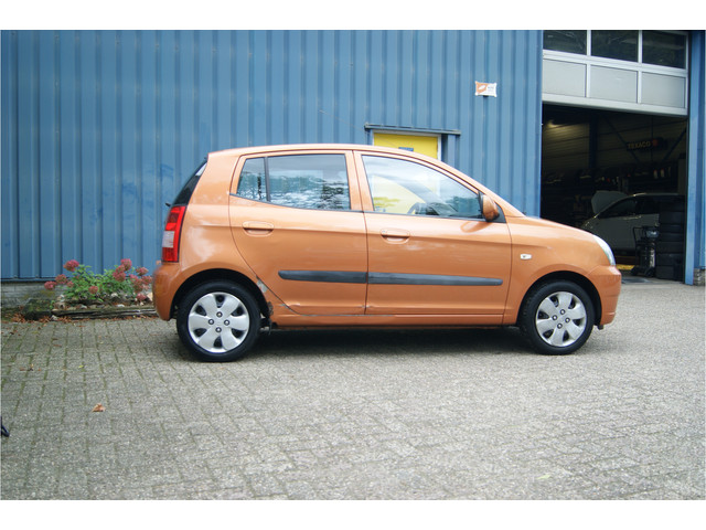 Foto 9 van Kia Picanto 1.0 LXE, Nieuwe APK!!! (bj 2004)