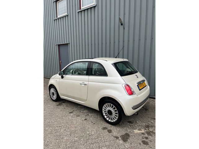 Foto 9 van Fiat 500 1.2 Lounge/pano/automaat/leer