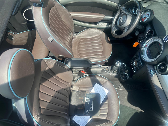 Foto 8 van Mini Cabrio 1.6 cooper cabrio highgate/navi/climaat-control/LM-velgen/alarm/sound-system/windscherm/