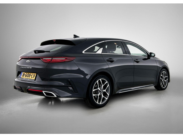Foto 10 van Kia ProCeed 1.4 T-GDI GT-Line CAMERA | NAVI & CARPLAY | WINTERPACK