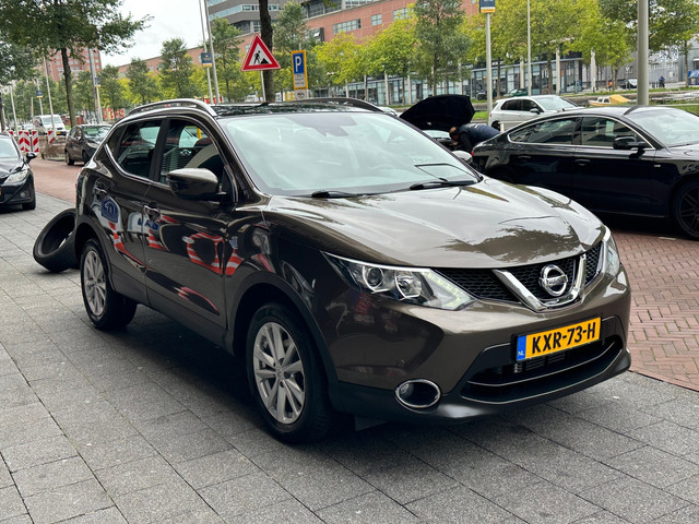 Foto 9 van Nissan Qashqai 1.2 Acenta Automaat Navi Camera Pano