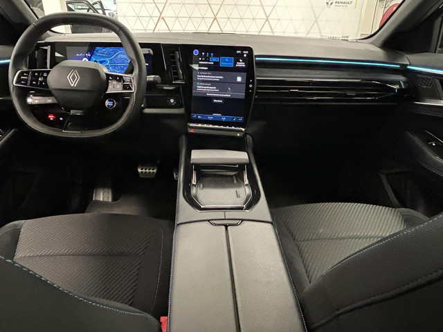 Foto 8 van Renault Espace E-Tech full hybrid 200 esprit Alpine 5p. | Panoramadak | 360° Camera | Harman Kardon