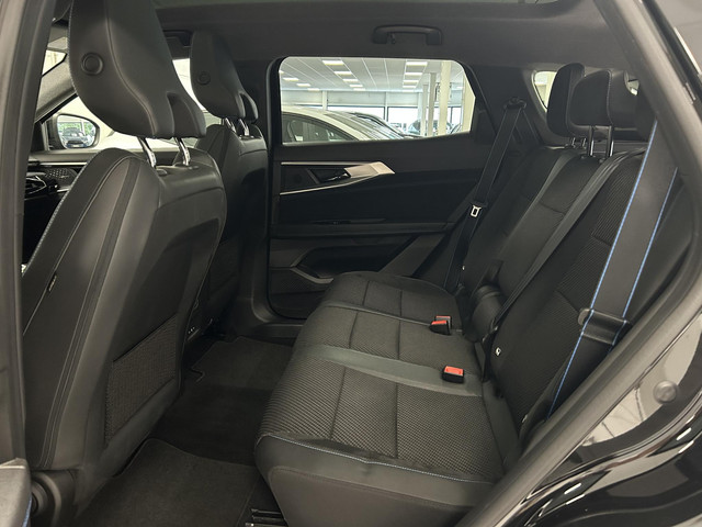 Foto 3 van Renault Espace E-Tech full hybrid 200 esprit Alpine 5p. | Panoramadak | 360° Camera | Harman Kardon