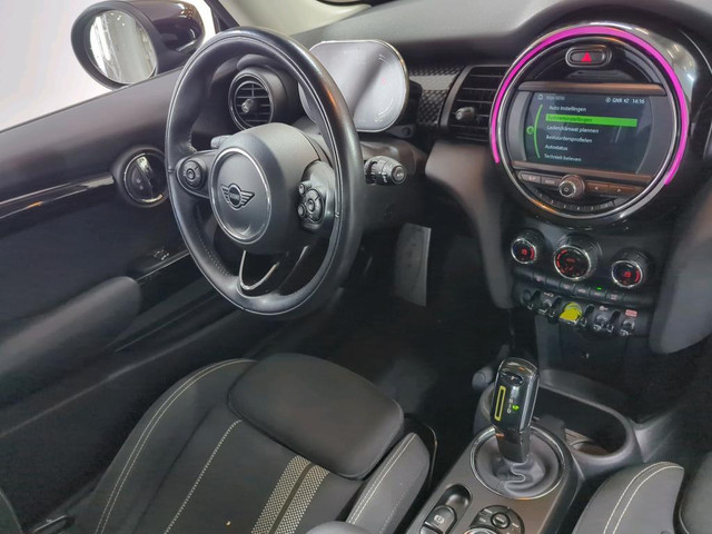 Foto 7 van MINI Electric Basic 33 kWh NL AUTO | NAVI | LED SPORT STOELEN