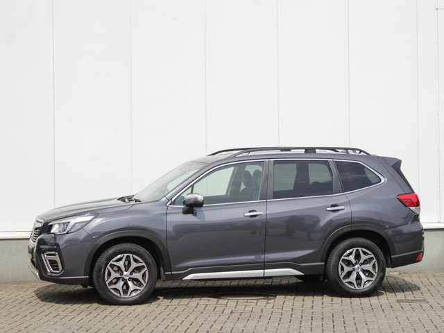 Foto 4 van Subaru Forester 2.0i e-BOXER Luxury | Navi | Adap. Cruise | Clima | Camera | Trekhaak