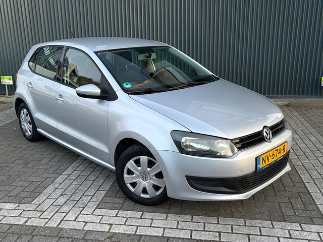 Foto 2 van Volkswagen Polo 1.2 Easyline |Airco Camera Bluetooth NAV