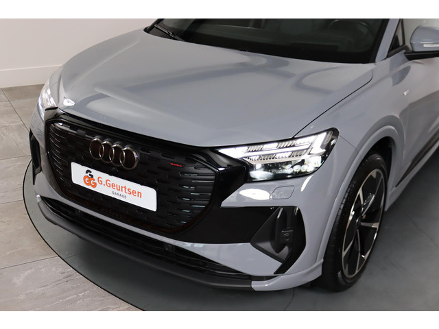 Foto 5 van Audi Q4 e-tron 50 quattro Launch edition S Competition 77 kWh Sonos, Panoramadak, Head-Up, RS-Stoele