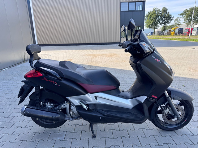 Foto 3 van Yamaha Scooter YP 250R X-Max Black Max|CarPlay|Orginele motor !!