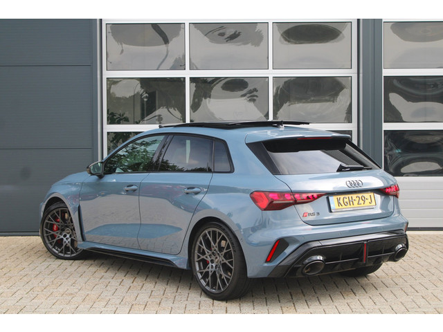 Foto 3 van Audi RS3 Sportback 2.5 TFSI Quattro | Pano | Sonos | HUD | ACC