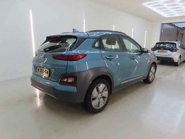 Foto 3 van Hyundai Kona EV Comfort 64 kWh FASE 3|SOH 100%