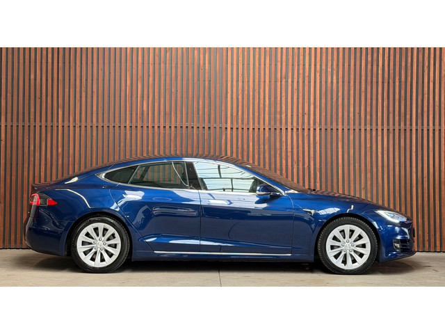 Foto 4 van Tesla Model S 75D Base