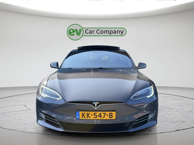 Foto 10 van Tesla Model S 90D Base | SOH 87% | Panoramadak | Luchtvering | CCS Upgrade | Volleder | Stoelverwarm