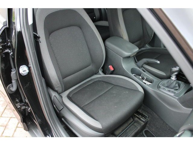 Foto 3 van Hyundai Kona 1.0 T-GDI 120pk Comfort Airco Camera Carplay Trekhaak Stoelverwarming