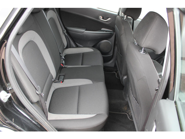 Foto 2 van Hyundai Kona 1.0 T-GDI 120pk Comfort Airco Camera Carplay Trekhaak Stoelverwarming