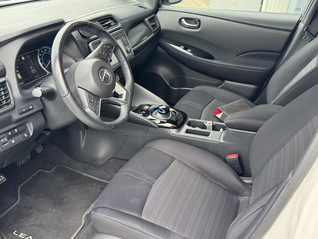 Foto 4 van NISSAN LEAF ACENTA 40 kWh I AUTOMAAT I APPLE CARPLAY I P-CAMERA I CLIMATE CONTROL I ADAPTIVE CRUISE