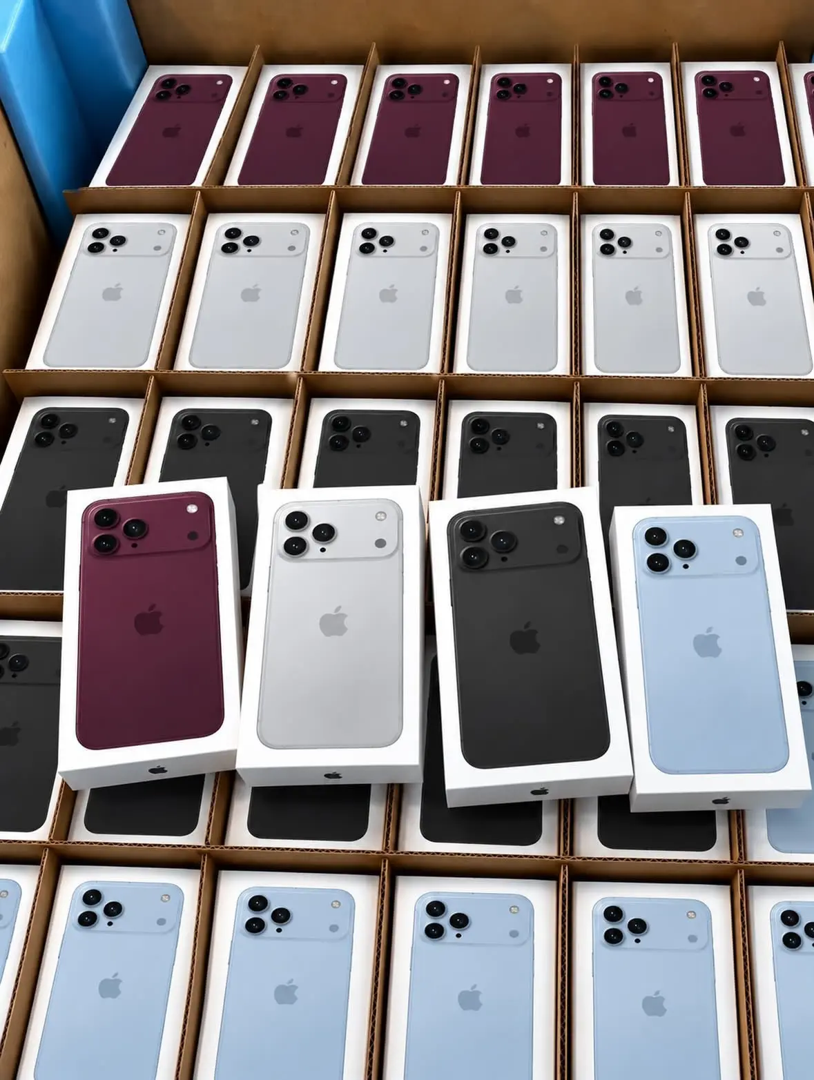 www.wholesaletechz.com nieuw, iPhone 18 Pro Max, iPhone Pro, iPhone Duo, PS5 Pro, PS5, Samsung