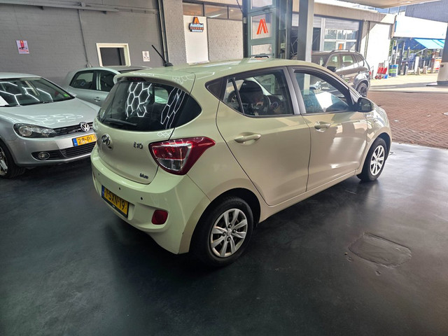 Foto 5 van Hyundai I10 1.0i i-Motion Comfort !!NAP!!!
