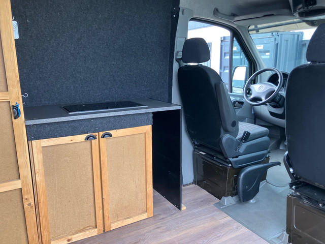 Foto 4 van Mercedes-Benz Sprinter L3H2 310 Camper zelfbouw Luifel, Trekhaak