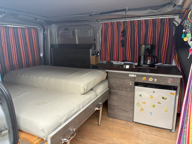 Foto 8 van Opel VIVARO 2.5DTI 2.7T L1H1 CAMPER (bj 2003)