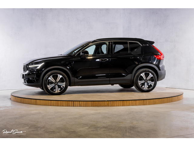 Foto 2 van Volvo XC40 1.5 T4 Plug-in hybrid Plus Dark | Adaptieve cruise | Memory | Blis | Harman Kardon |