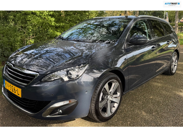 Foto 10 van Peugeot 308 SW 1.2 PureTech GT-line 2016 NAVI DAB+ MASSAGE STOELEN CLIMA