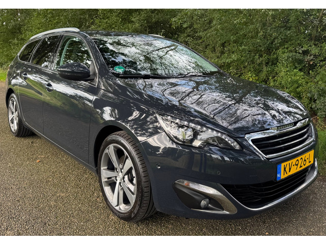 Foto 3 van Peugeot 308 SW 1.2 PureTech GT-line 2016 NAVI DAB+ MASSAGE STOELEN CLIMA