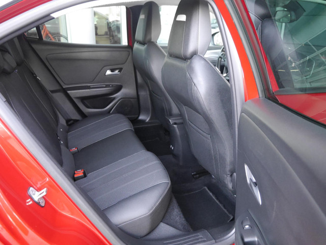 Foto 4 van Opel Mokka-e Business Elegance 50-kWh 11kw bl. | SOH 91.6% | Achteruitrijcamera | Navigatie | Apple