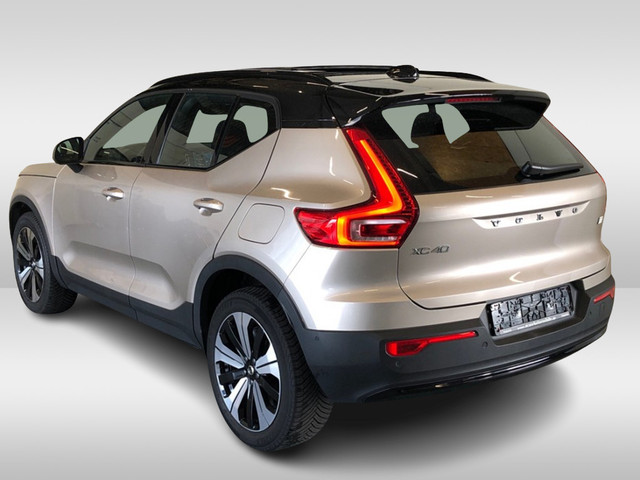 Foto 9 van Volvo XC40 Recharge Pro Pure Electric 2WD 360 Camera | Panoramadak | Climate Line