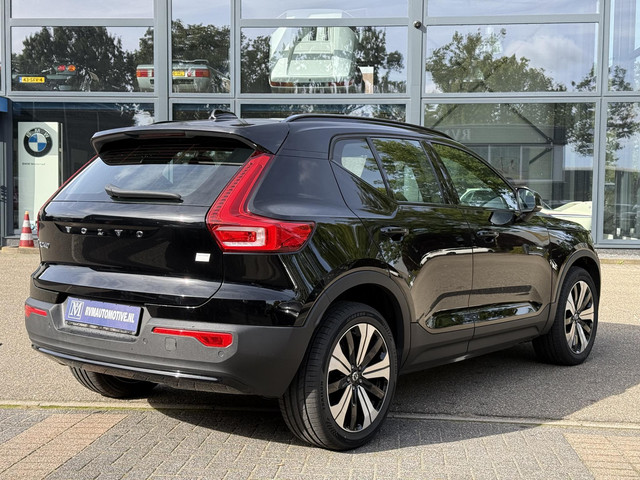 Foto 4 van Volvo XC40 Recharge Core 70 kWh  VAN: € 31.900- VOOR: € 29.877,- UW HERFSTVOORDEEL: € 2.023,-| SOH 9