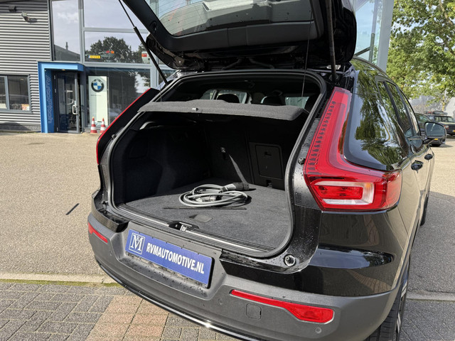 Foto 8 van Volvo XC40 Recharge Core 70 kWh  VAN: € 31.900- VOOR: € 29.877,- UW HERFSTVOORDEEL: € 2.023,-| SOH 9