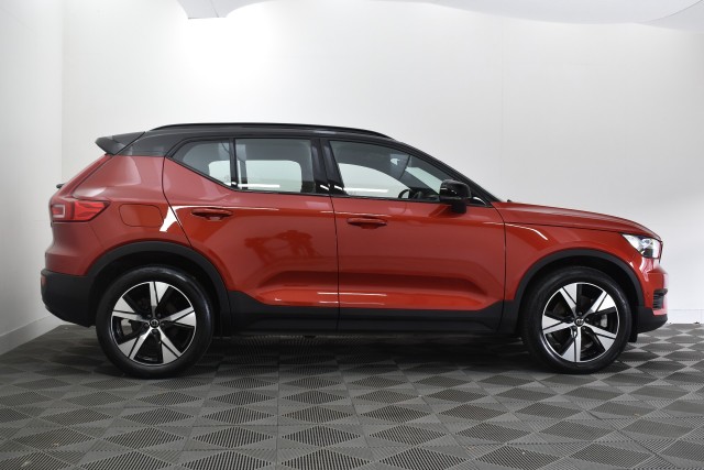 Foto 4 van VOLVO XC40 1.5 T4 PHEV 211PK Recharge Inscription R-Design Automaat