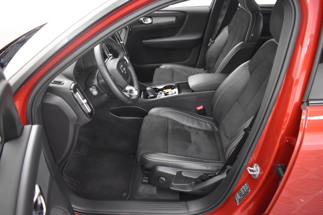 Foto 8 van VOLVO XC40 1.5 T4 PHEV 211PK Recharge Inscription R-Design Automaat