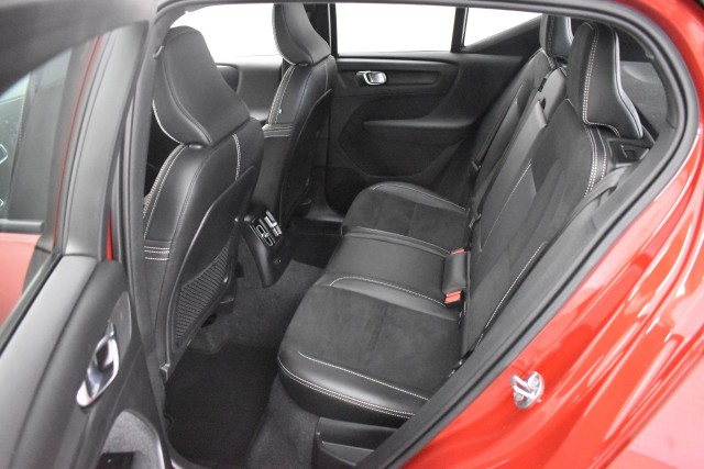 Foto 9 van VOLVO XC40 1.5 T4 PHEV 211PK Recharge Inscription R-Design Automaat