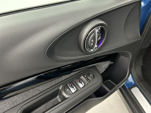 Foto 10 van MINI Clubman 1.5 Piano-Pack Digi.Dashboard/Sportstoel/Climate/Carplay
