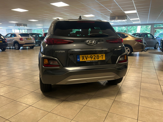 Foto 8 van Hyundai Kona 1.0 T-GDI Fashion Naviagtie, Climate controle, Cruise controle.