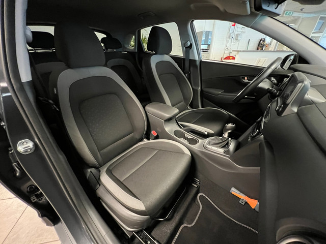 Foto 2 van Hyundai Kona 1.0 T-GDI Fashion Naviagtie, Climate controle, Cruise controle.
