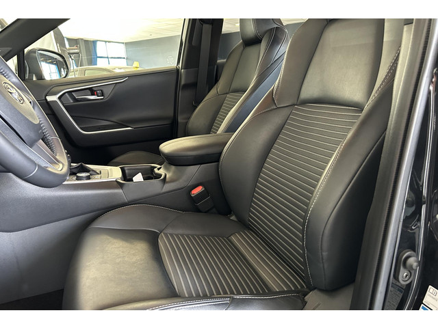 Foto 8 van Toyota RAV4 2.5 Hybrid AWD Black Edition, JBL