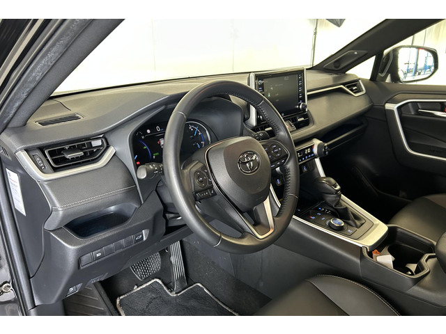 Foto 10 van Toyota RAV4 2.5 Hybrid AWD Black Edition, JBL