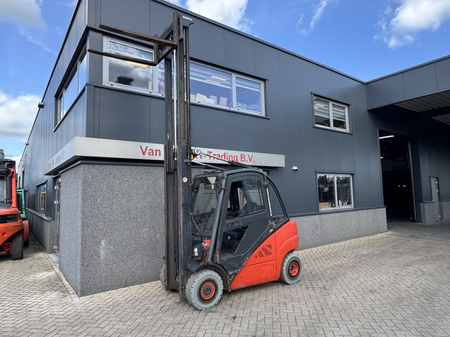 Foto 6 van Linde H25D-01 Duplo 400 Sideshift / 4e Functie VW Diesel 2010