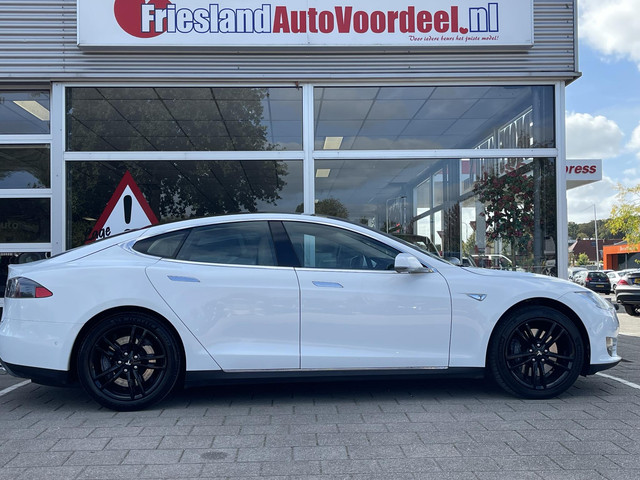 Foto 3 van Tesla Model S 85 Base /Pano/leder/Camera/Free Supercharge/