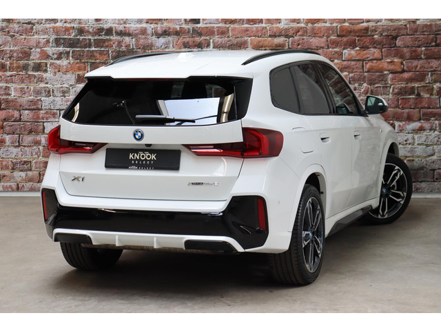 Foto 8 van BMW X1 xDrive25e Executive M Sport Pakket Automaat / Widescreen Display / Shadow Line / Achteruitrij