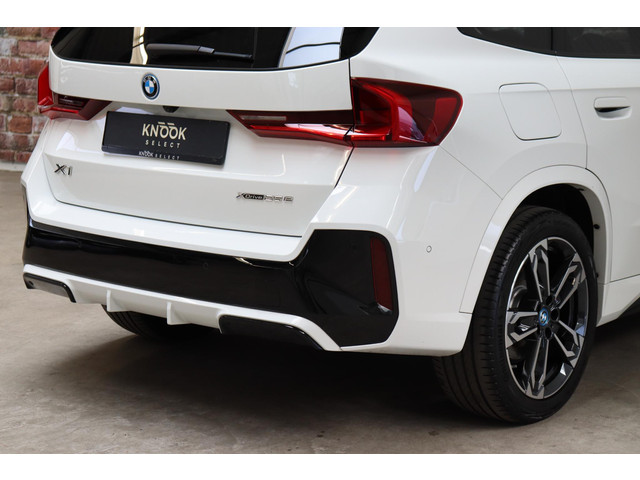 Foto 7 van BMW X1 xDrive25e Executive M Sport Pakket Automaat / Widescreen Display / Shadow Line / Achteruitrij