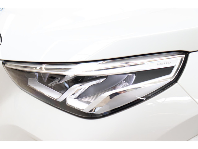 Foto 4 van BMW X1 xDrive25e Executive M Sport Pakket Automaat / Widescreen Display / Shadow Line / Achteruitrij