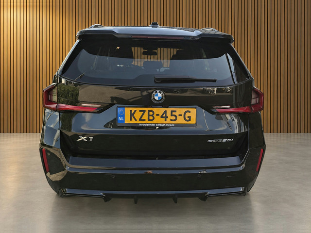 Foto 6 van BMW X1 SDrive20i