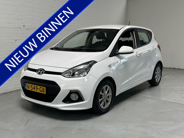 Foto 6 van Hyundai i10 1.0i i-Motion AIRCO / CRUISE / STOELVRM / ELK.PAKKET