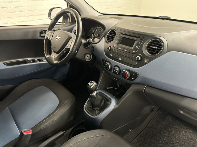 Foto 3 van Hyundai i10 1.0i i-Motion AIRCO / CRUISE / STOELVRM / ELK.PAKKET