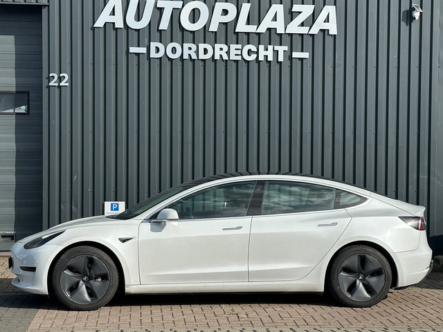 Foto 4 van Tesla Model 3 Standard RWD Plus 60 kWh SOH 88%