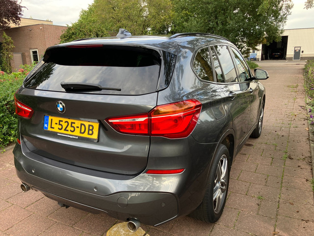 Foto 5 van BMW X1 2.0i M.Sport Black S.drive