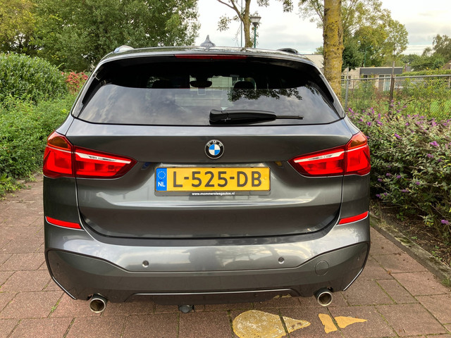 Foto 4 van BMW X1 2.0i M.Sport Black S.drive